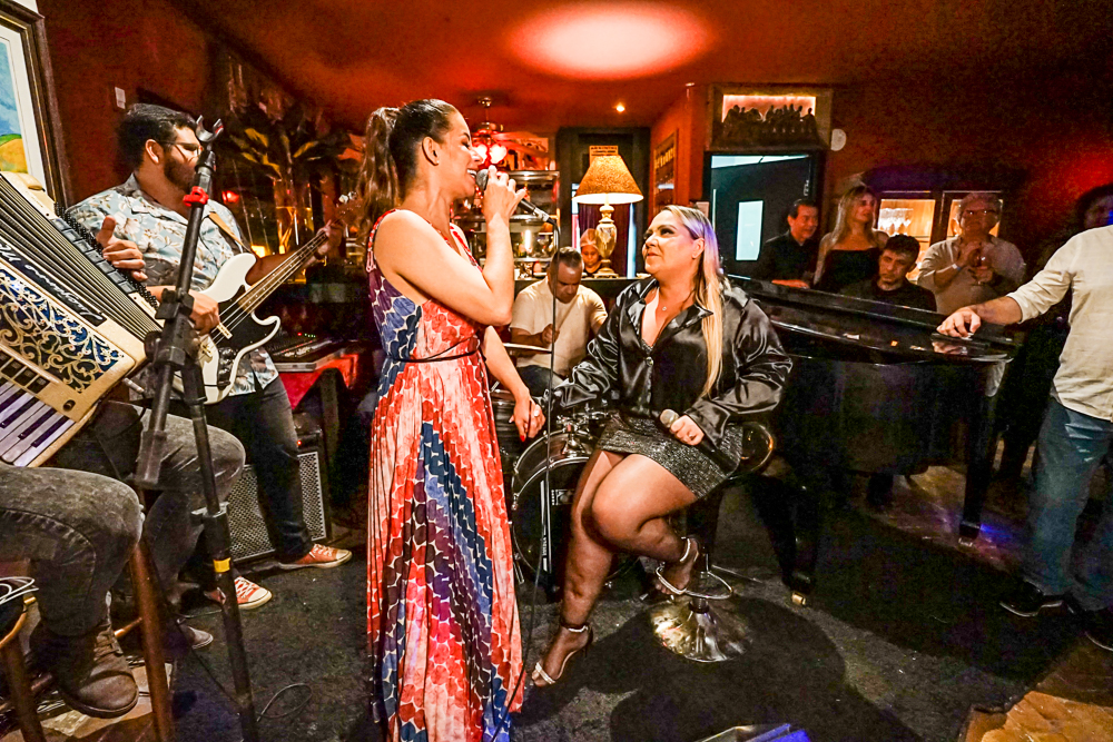 Simara Pires E Suzy Navarro (2)