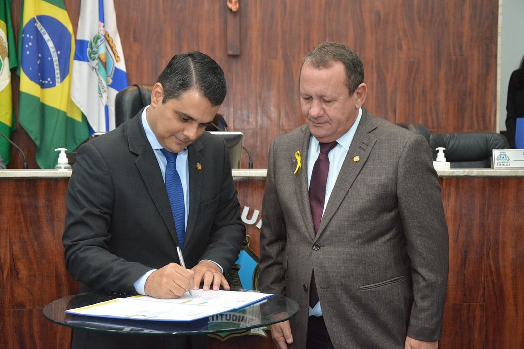 Gardel Rolim celebra renovação do Termo de Cooperação Técnica da CMFor com o Sindiônibus, Etufor e Procon