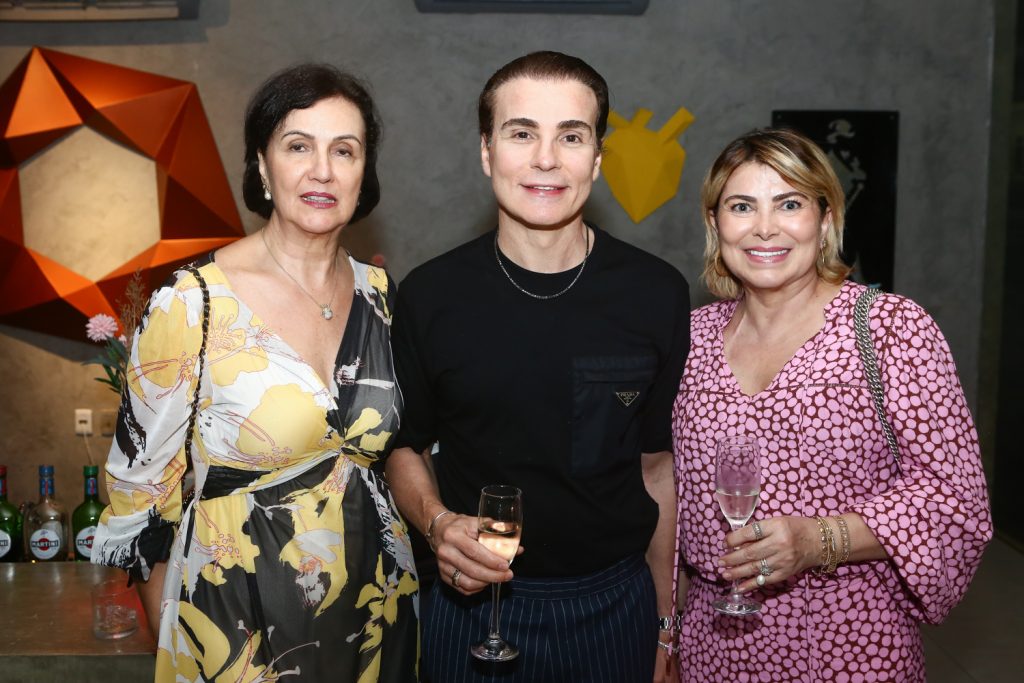 Terezinha Ferreira Ary, Rodrigo Maia E Cris Cavalcante