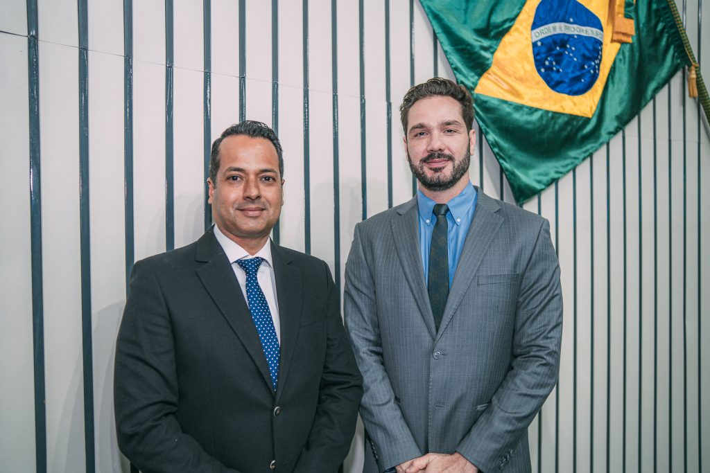 Vitor Valim E Guilherme Bismarck