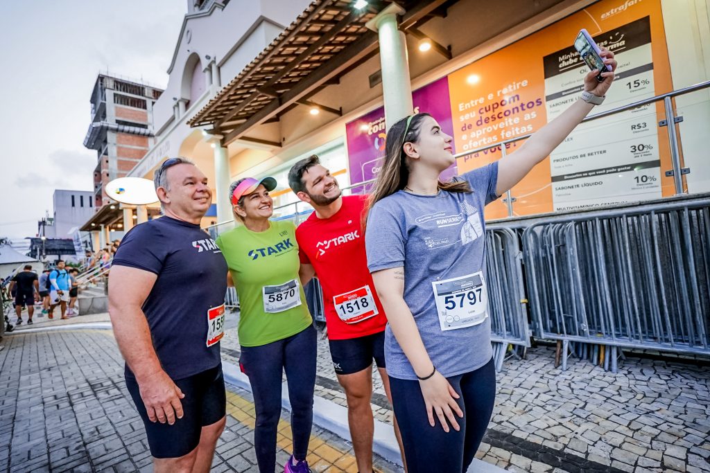 Vladimir Barros Leal, Eliete Pinheiro, Vladimir Barros Leal Neto E Luiza Alencar (2)