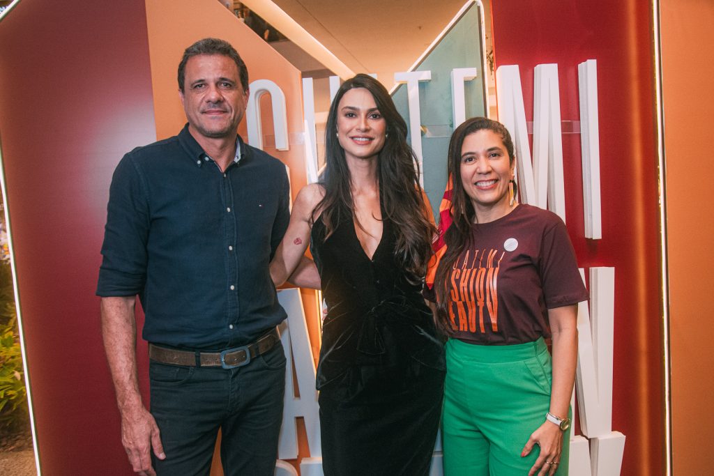 Wellington Oliveira, Thaila Ayala E Elirdes Costa