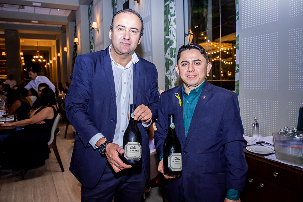 Xavier E Tony Vieira