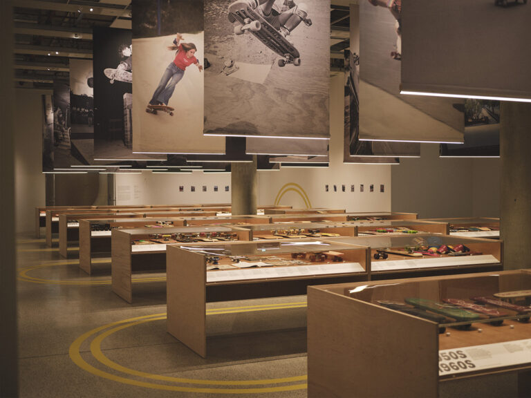História do skate é tema de exposição no Design Museum, em Londres