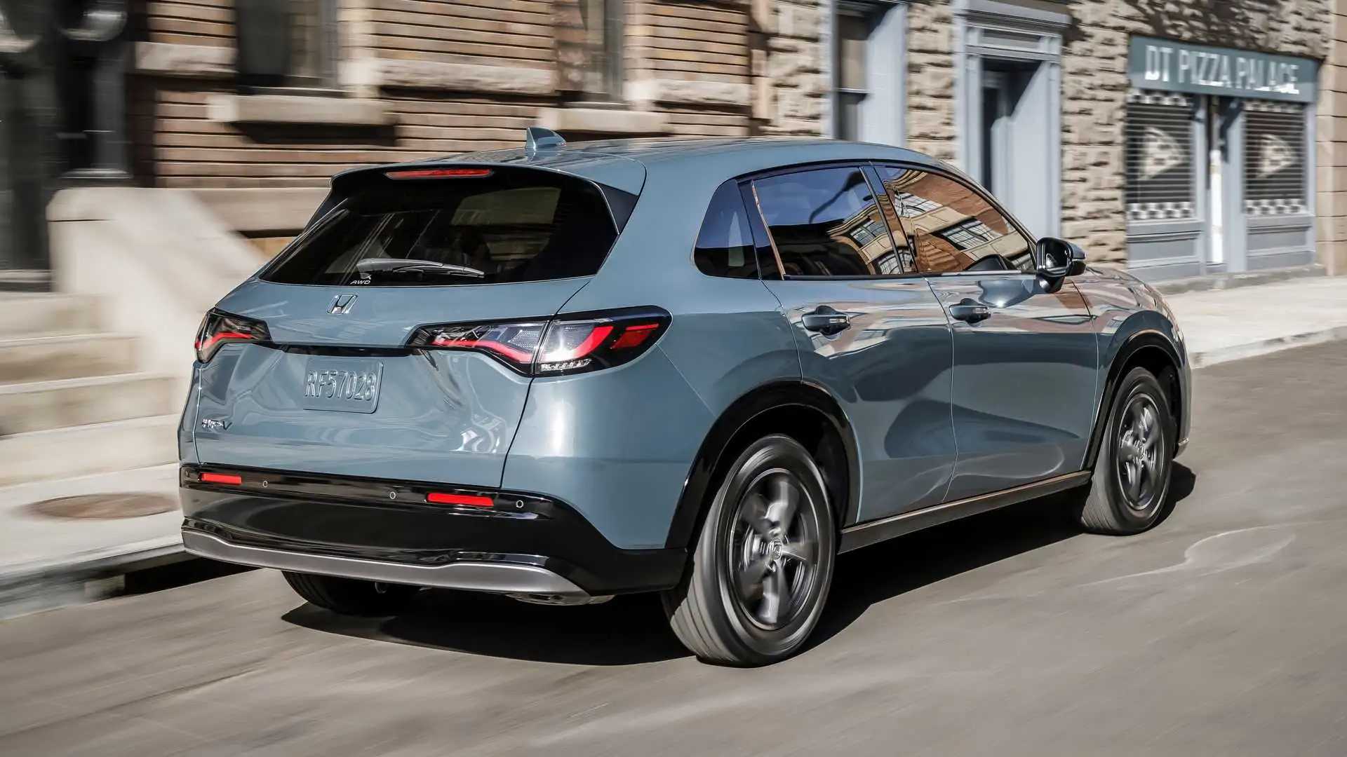 Feito sobre a plataforma do Civic, Honda ZR-V chegará em breve