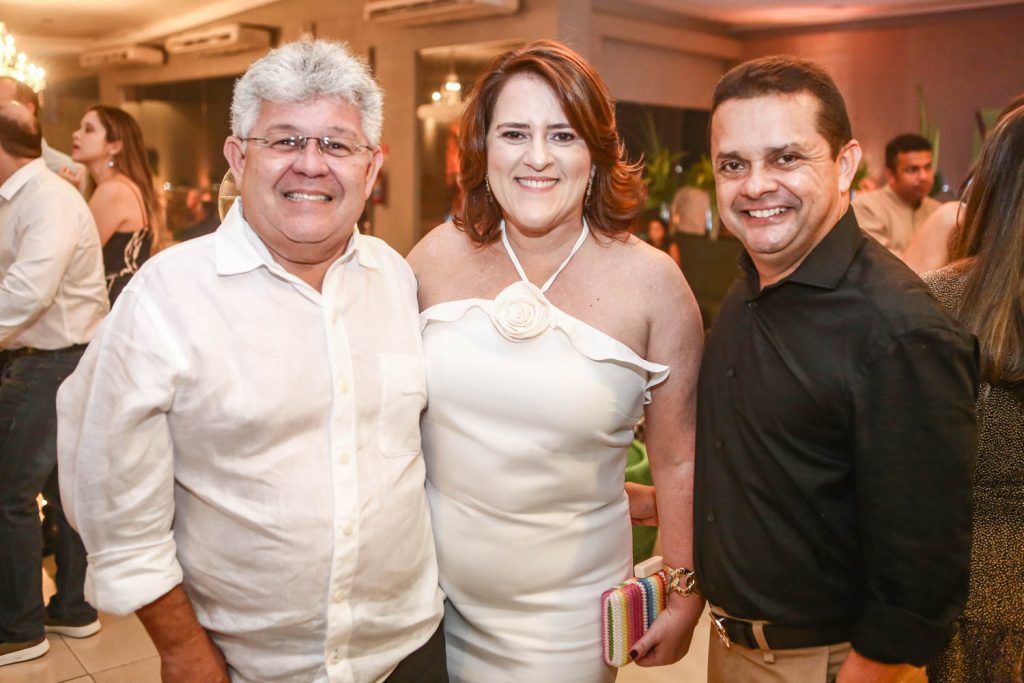 Adriano Almeida, Fabiana Araripe E Germano Albuquerque (1)