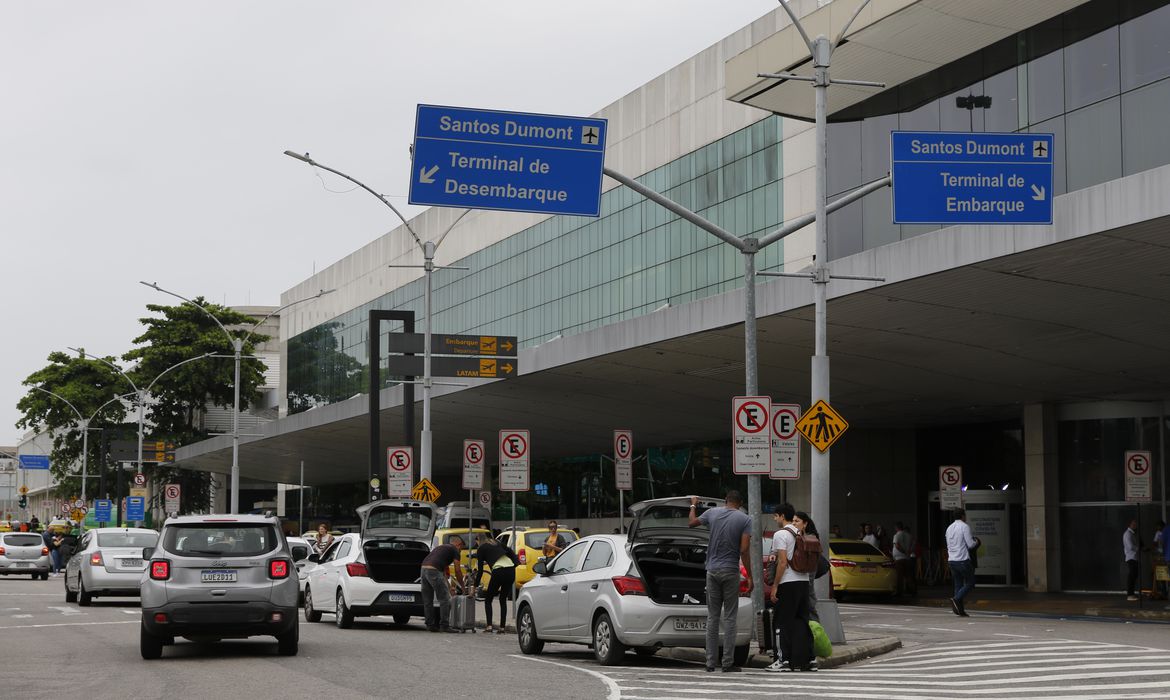 Governo anuncia reforma no Aeroporto Santos Dumont