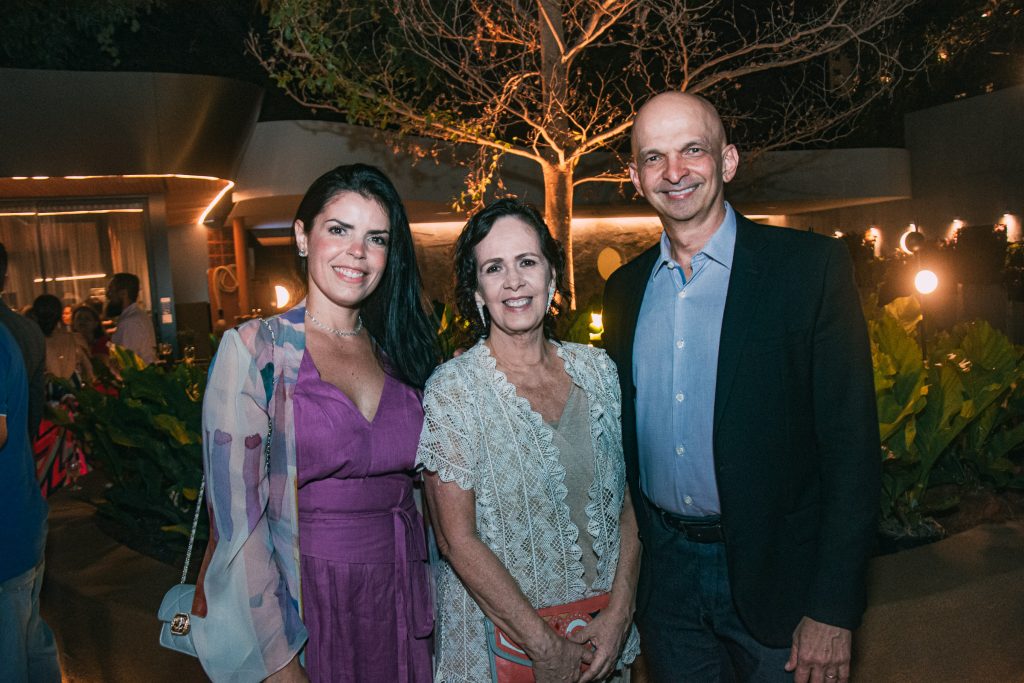 Aline Ferreira, Neuma Figueiredo E Ian Correia