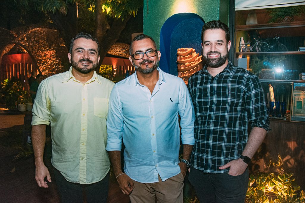 Alister Pinheiro, Uchoa E Gabriel Moaco