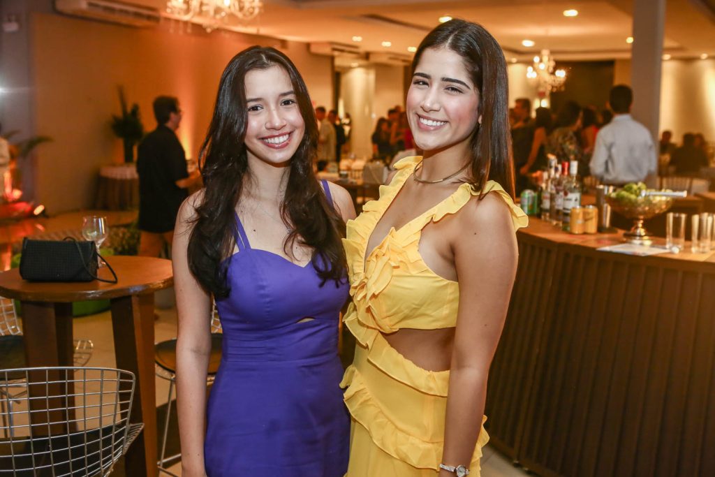 Ana Clara Ramalho E Beatriz Teixeira (3)