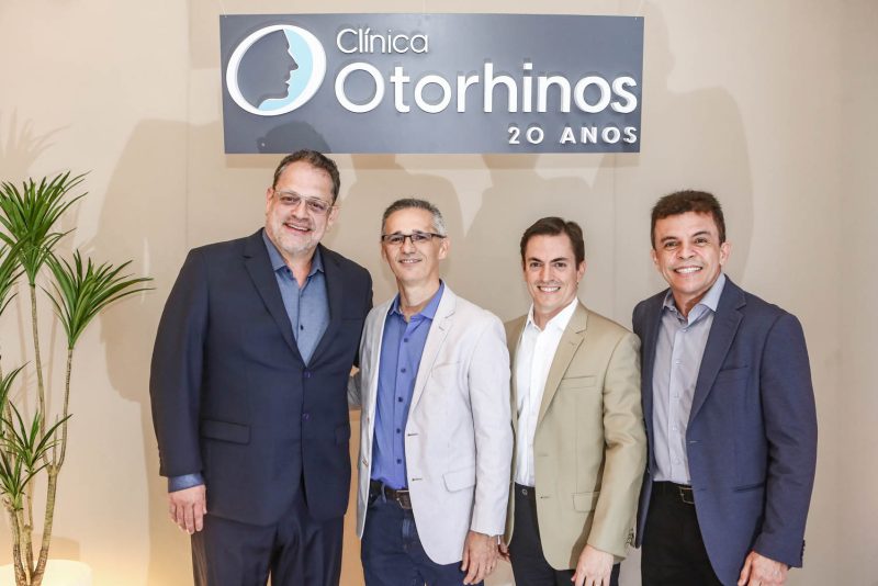 2 décadas de sucesso - Clínica Otorhinos comemora 20 anos de atuação com festa especial para médicos e colaboradores