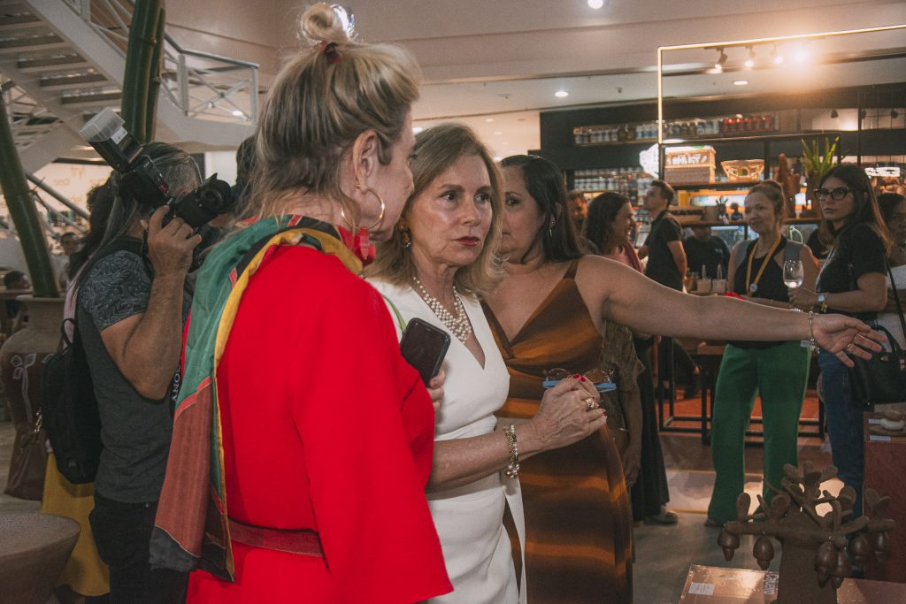 Anya Lisboa E Renata Jereissati