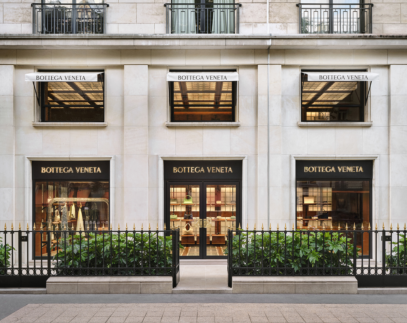 Bottega Veneta reabre sua flagship store de Paris