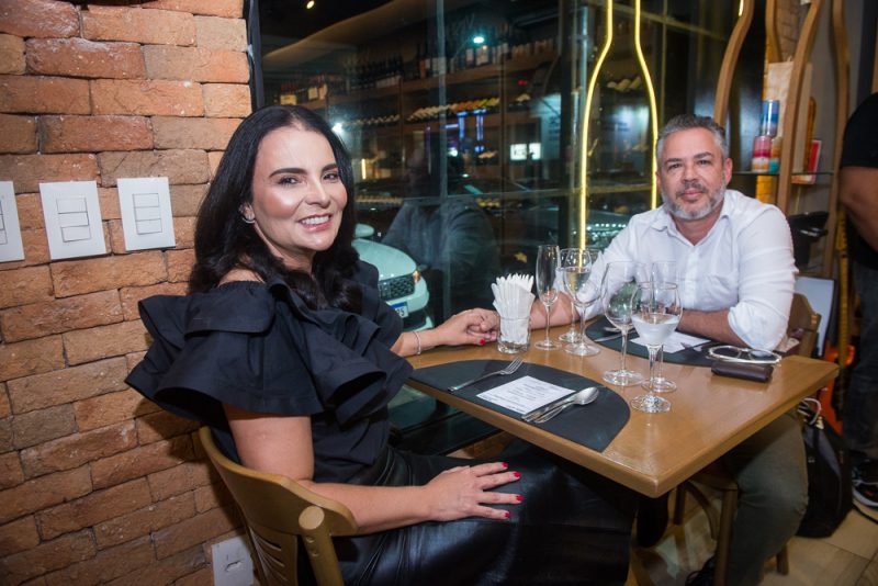 Evento intimista - Vinho & Ponto promove jantar italiano harmonizado com rótulos exclusivos e música ao vivo