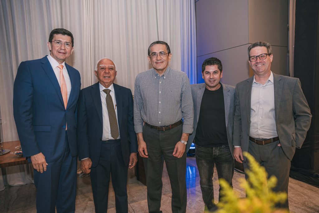 Edson Santana, Nestor Santiago, Denisio Pinheiro, Pompeu Vasconcelos E Edson Silva