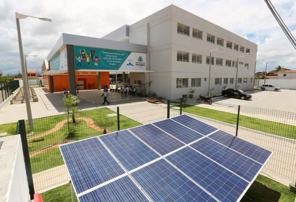 Prefeitura de Fortaleza: edital aberto para implantar energia solar em escolas