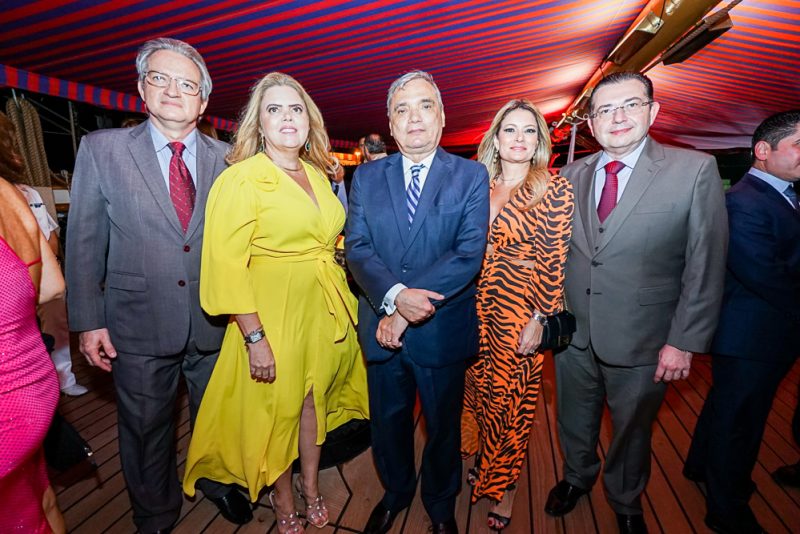 Special Dinner - Governador Elmano de Freitas encabeça a lista de convidados do jantar a bordo do navio Italiano Amerigo Vespucci