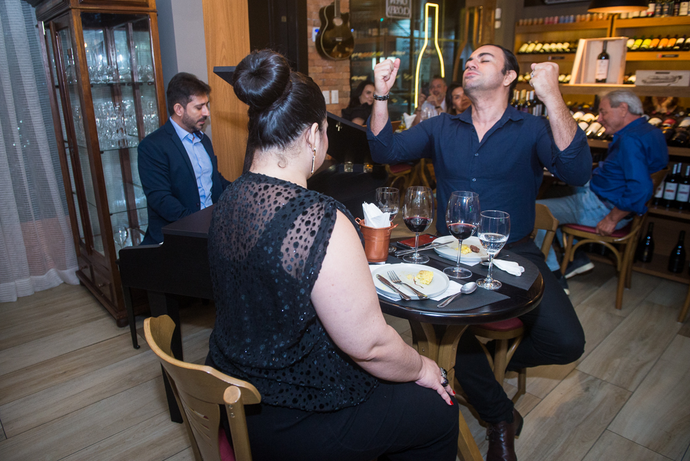 Felipe Adjafre, Itauana Ciribeli E Leandro Carvalho (3)