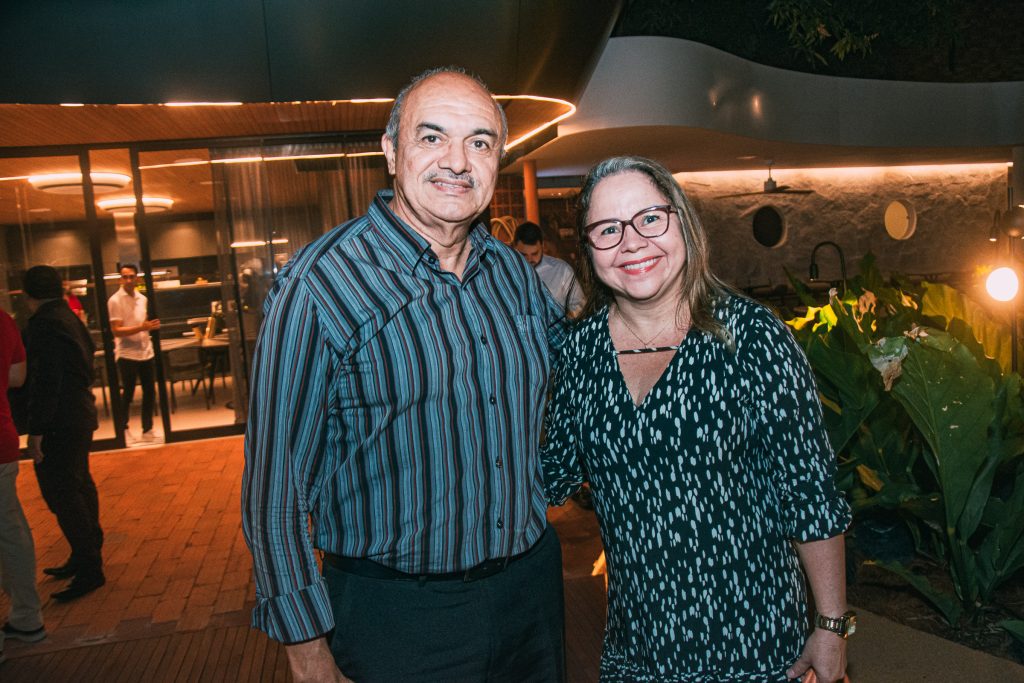 Flavio Leitão E Valdirene Lisboa