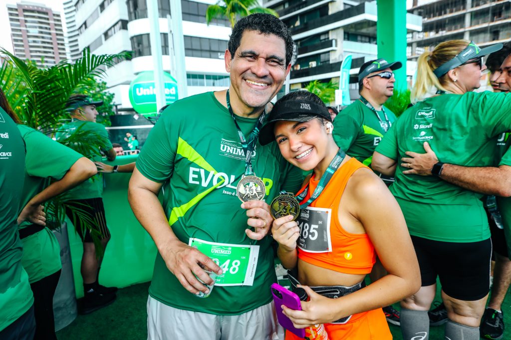 George E Cecilia Carneiro