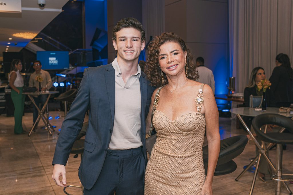 Gringo E Claudia Fujita