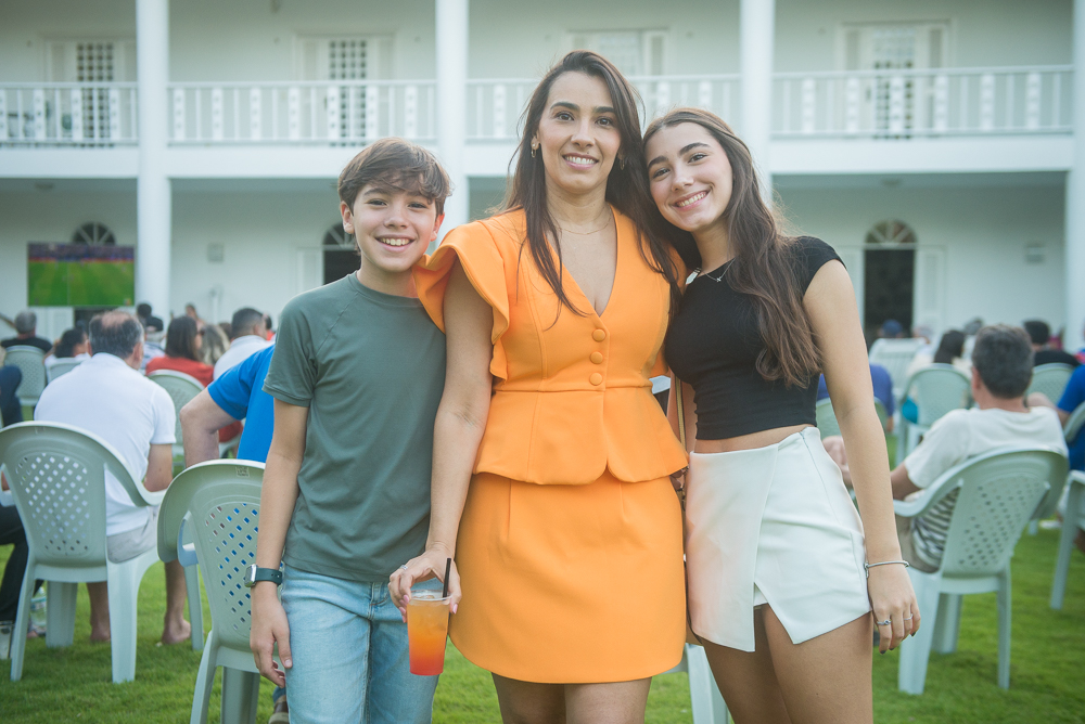 Henrique, Carolina E Laura Lucena (4)