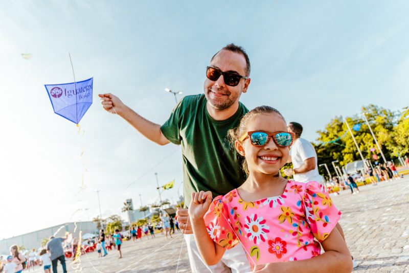 Diversão - Shopping Iguatemi Bosque realiza 10ª edição do evento “Revoada” e distribui 5 mil pipas gratuitas