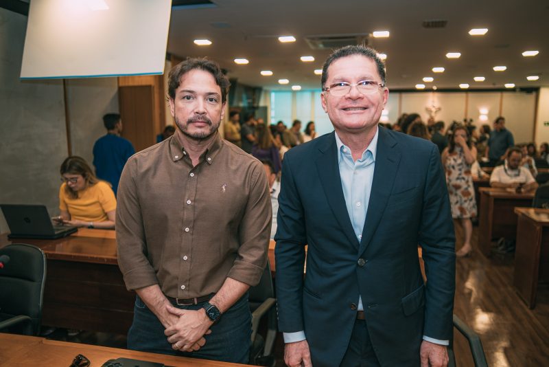 Inovação - FIEC promove diálogo entre Anatel e Cagece sobre construção de usina dessalinizadora na Praia do Futuro