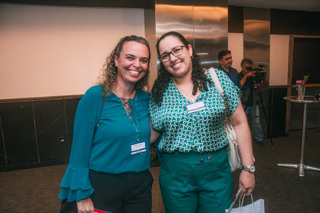 Kelly Christina E Erica Cordeiro