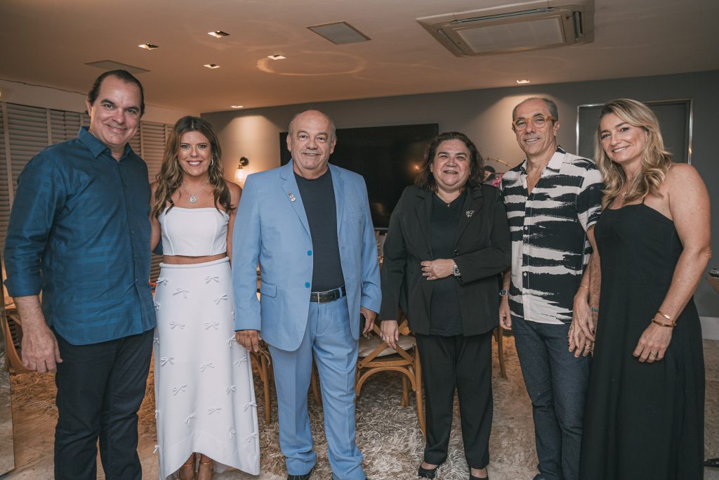 Leonardo Albuquerque, Marina Albuquerque, Maestro Gladson, Patricia Lima, Beto Santos E Louise Santos