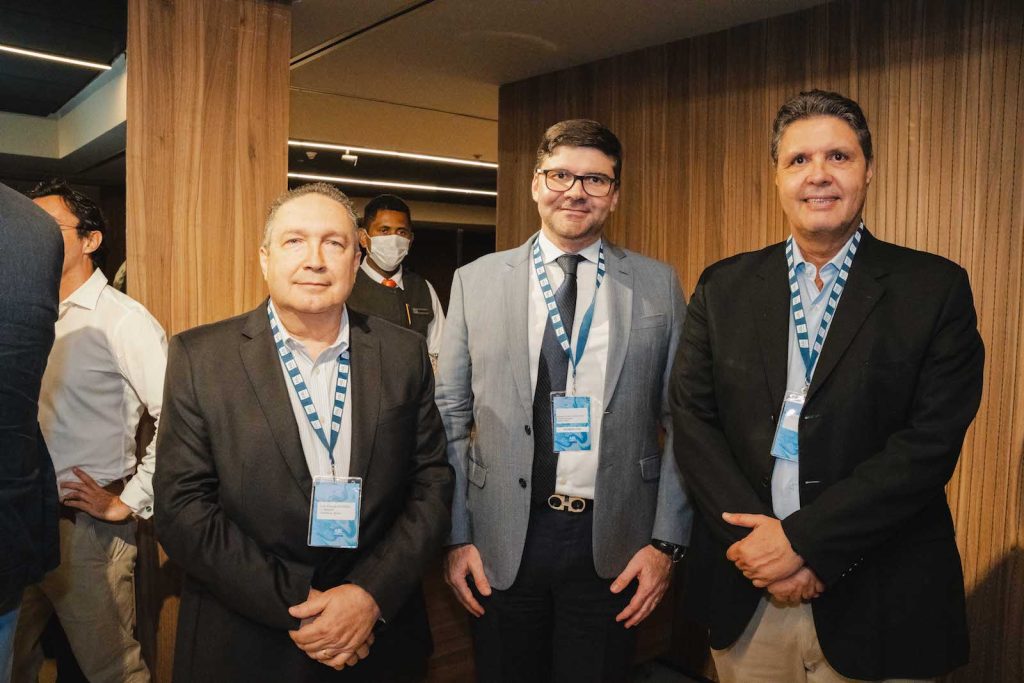 Luiz Eduardo Moraes, Laerte Castro Alves, Marcos Oliveira