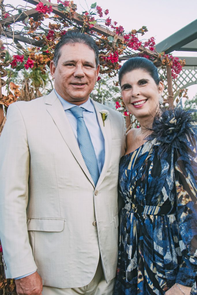 Marcus E Roseanne Medeiros