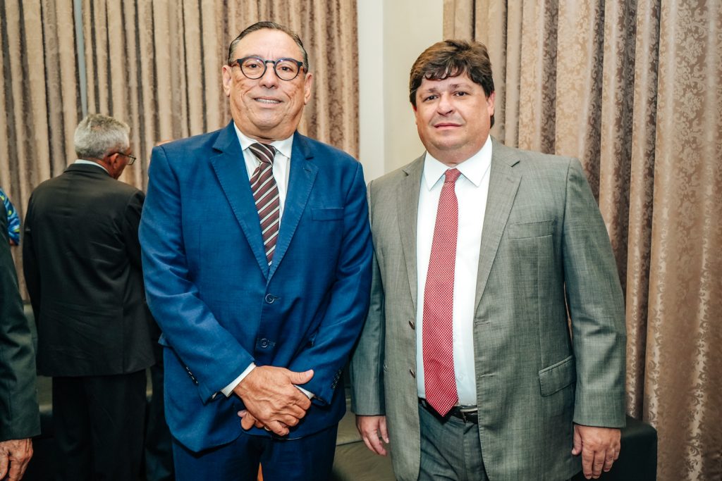 Mauricio Pinheiro E George Lima