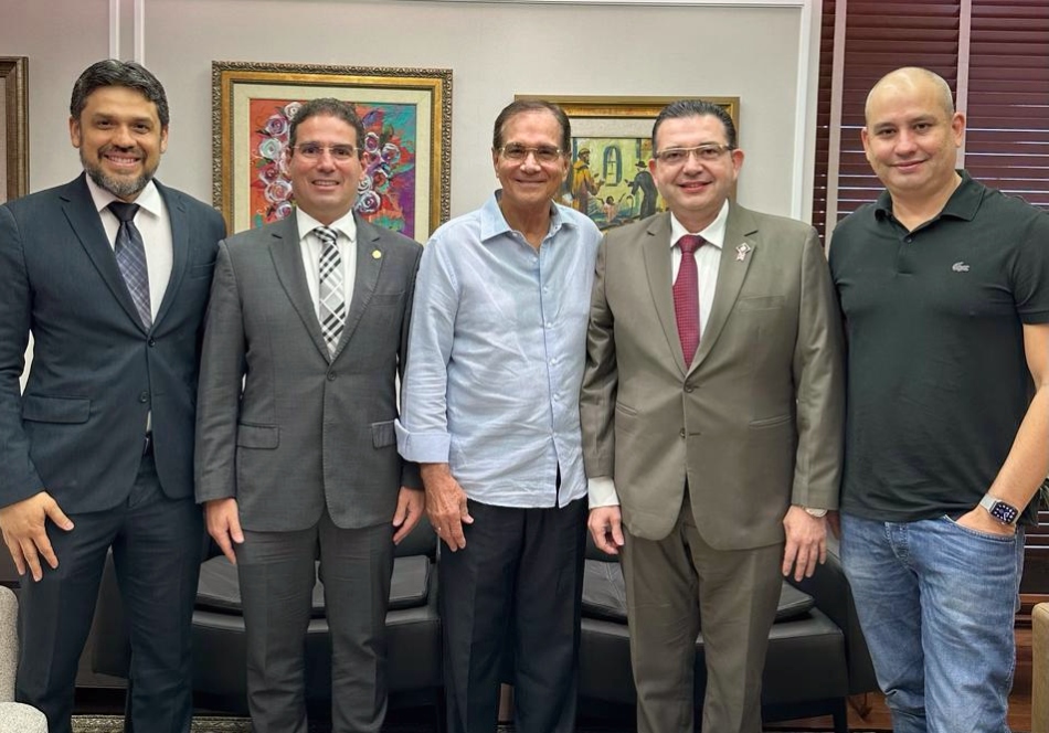 Roberto Araújo convida Beto Studart para participar de painel do ‘ILECE Experience’