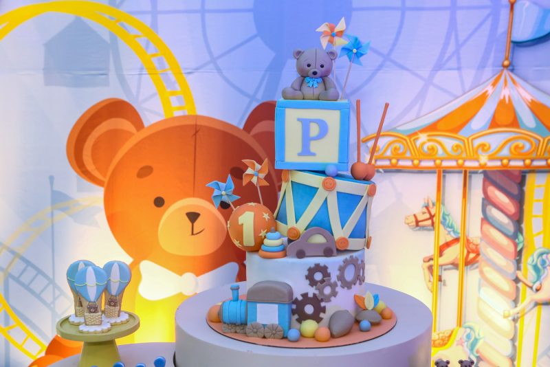 Rá-tim-bum - Bruna Massaglia e Pedro França comemoram o aniversário de 1 ano do herdeiro Pedrinho