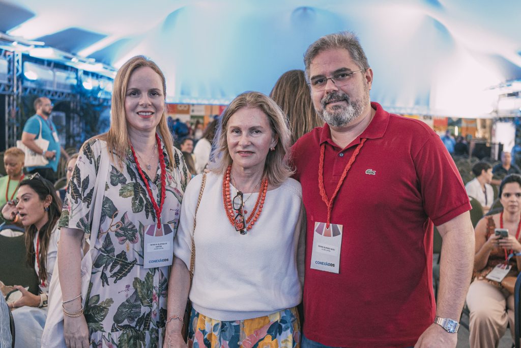 
				Patricia Queiroz, Renata Jereissati e Edson Queiroz Neto 
				