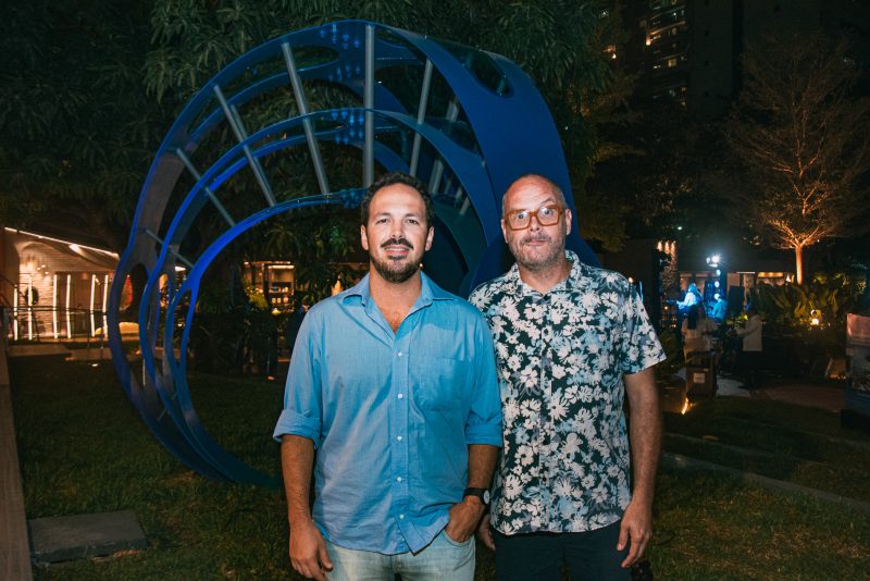 Confraternização - Obras de Narcélio Grud atraem todos os olhares em cocktail promovido pelo Grupo Aço Cearense na CasaCor Ceará