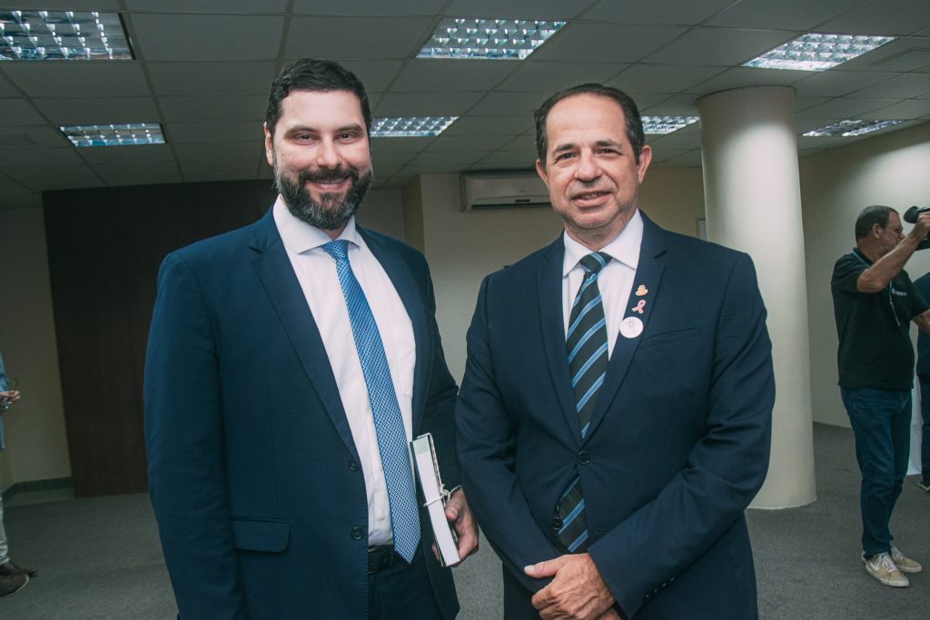 Rodrigo Martiniano E João Milton