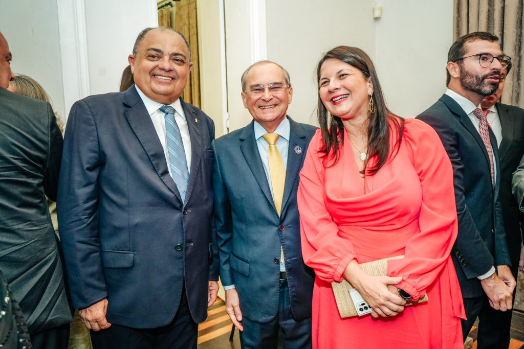 Teodoro Santos, Abelardo Benevides E Elisabeth Chagas (1)