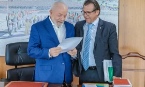 Texto Foi Discutido Em Reunião Nesta Segunda Feira (23) Entre O Ministro Do Trabalho E Emprego, Luiz Marinho, E O Presidente Luiz Inácio Lula Da Silva Trabalho Aplicativo Foto Ricardo Stuckert