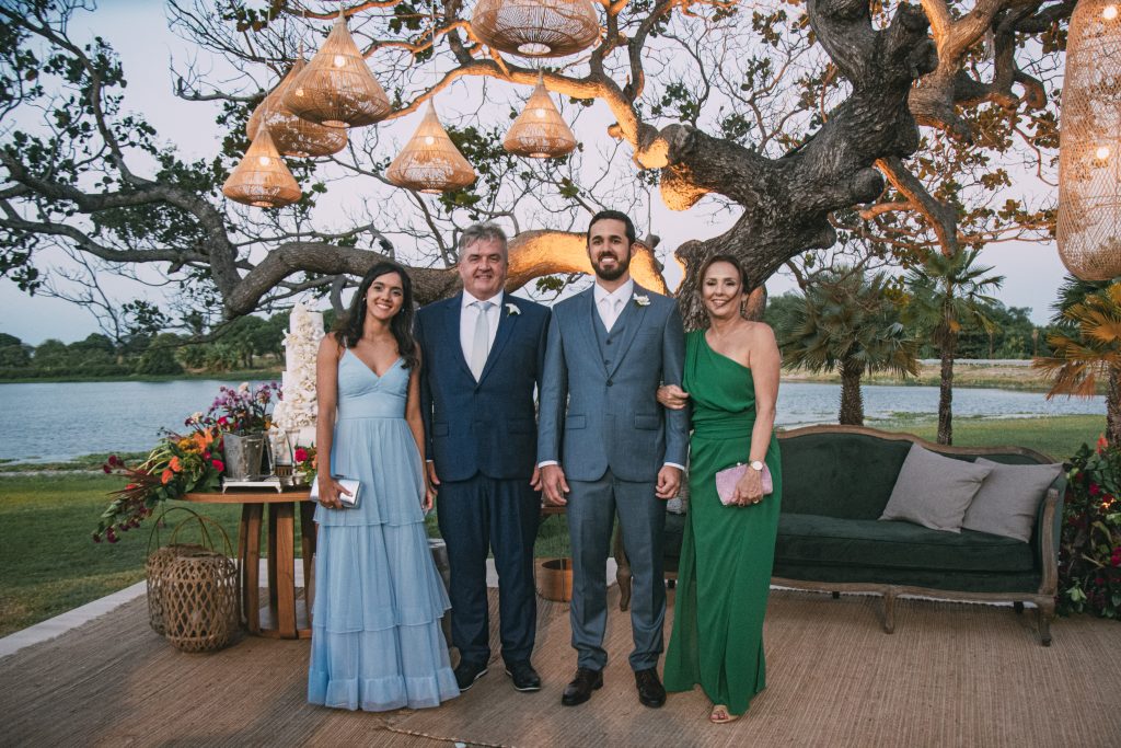 Tiffany Porto, John Peter, John Porto E Monica Porto