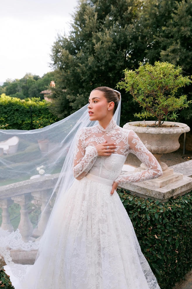 Michelle Salas usa Tiffany & Co. em seu casamento na Toscana