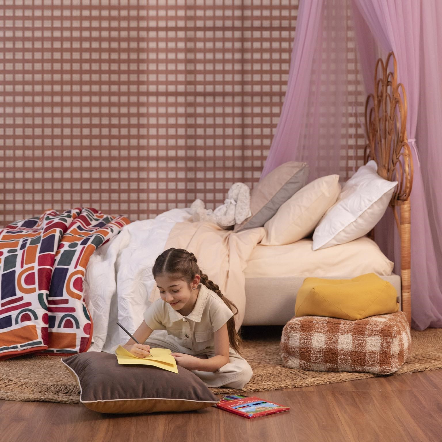 Mmartan celebra o Dia das Crianças e convida Faber-Castell para trazer um quarto com cores, conforto e muita diversão