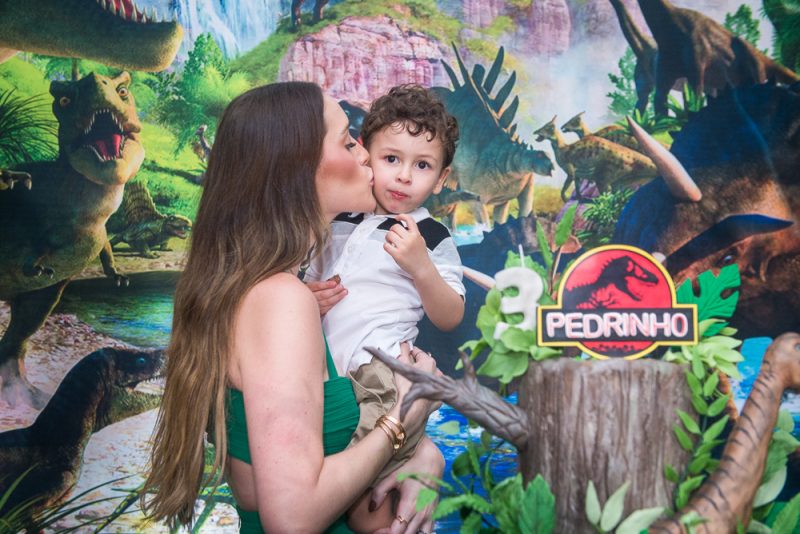 Rá-tim-bum - Victoria Arraes comemora o 3º aniversário de seu filho Pedrinho