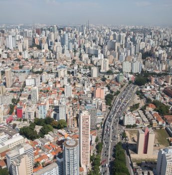 Modelo multifamily de alto padrão cresce no Brasil e registra aluguéis de até R$ 120 mil