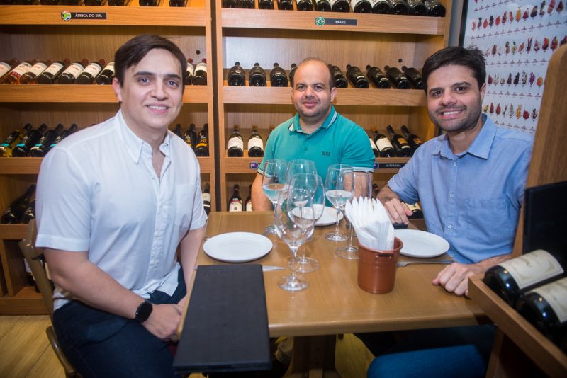 Evento intimista - Vinho & Ponto promove jantar italiano harmonizado com rótulos exclusivos e música ao vivo