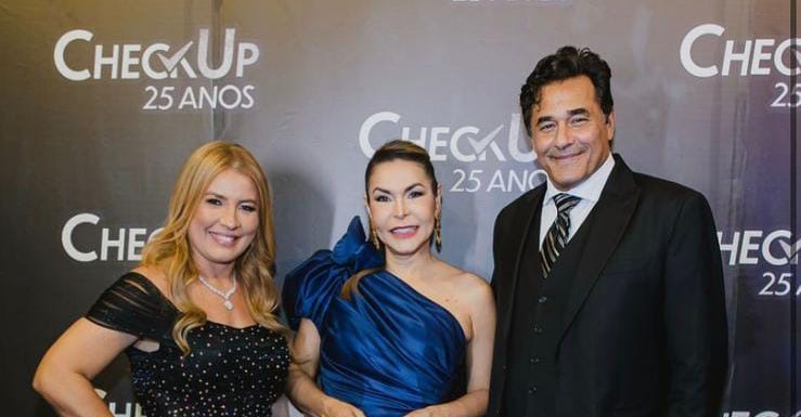 Georgia Machado é homenageada na categoria ‘Cirurgiã Plástica” durante celebração dos 25 anos do Programa Check Up