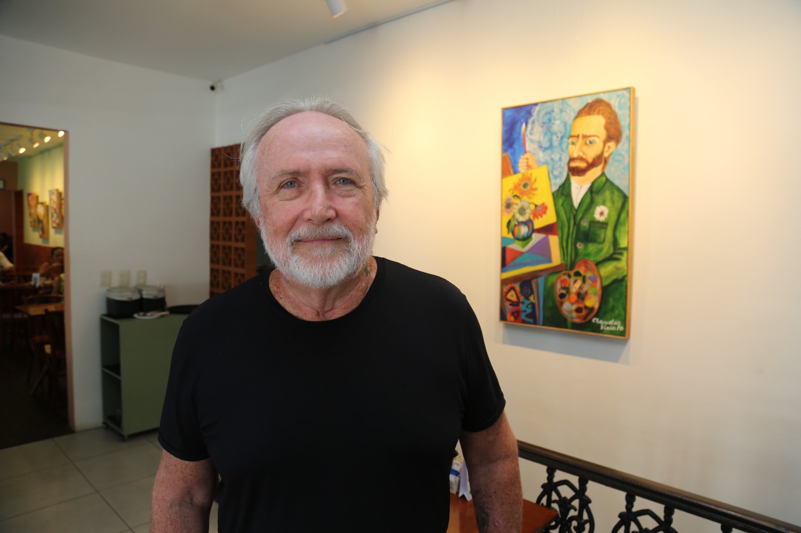 Exposição “Estação Primavera”, do artista plástico Cláudio Viriato, está em cartaz no Amélie Restô e Espaço de Artes