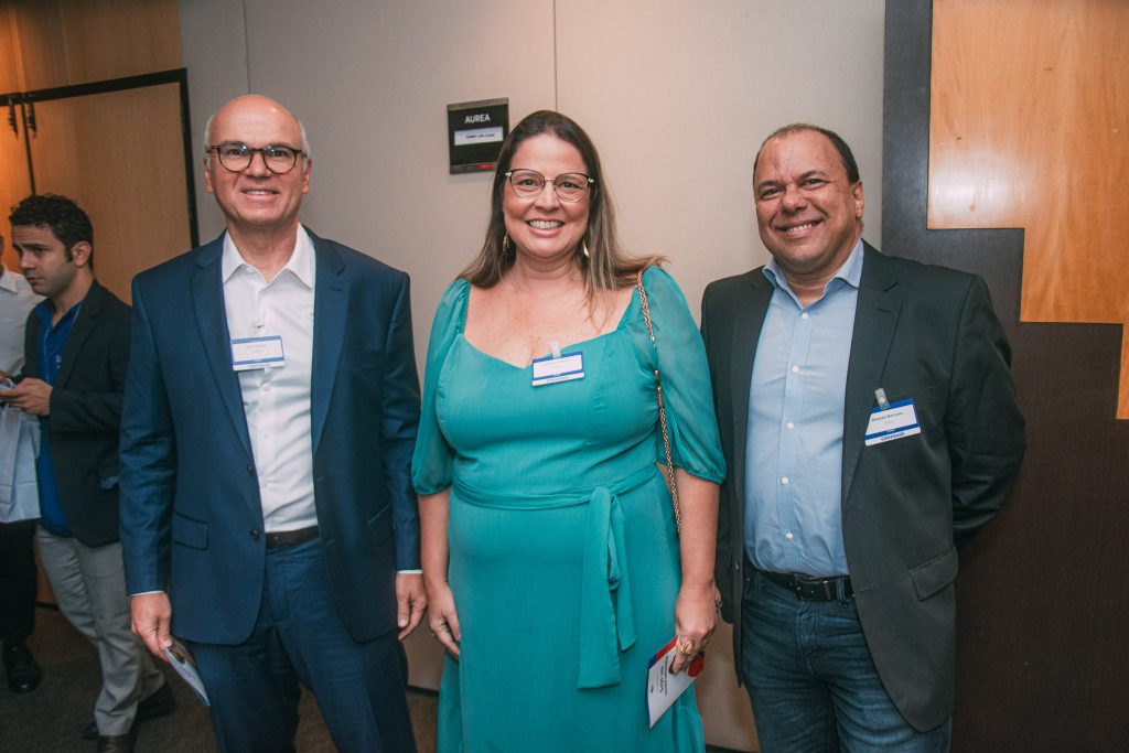 Yuri Colares, Luciana Colares E Romulo Barroso