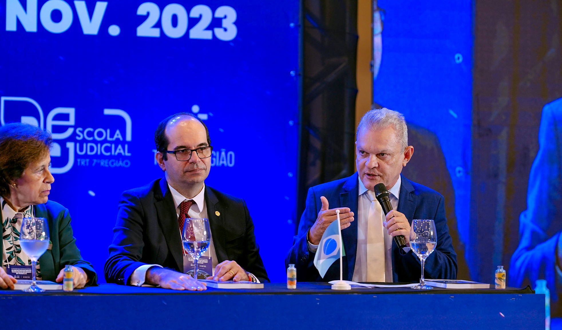 Sarto destaca sucesso de políticas de capacitação em Fortaleza durante congresso sobre Impactos das Novas Tecnologias no Mundo do Trabalho